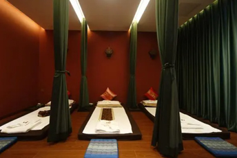 成都青白江泰式按摩的被动瑜伽：当身体被折叠成诗